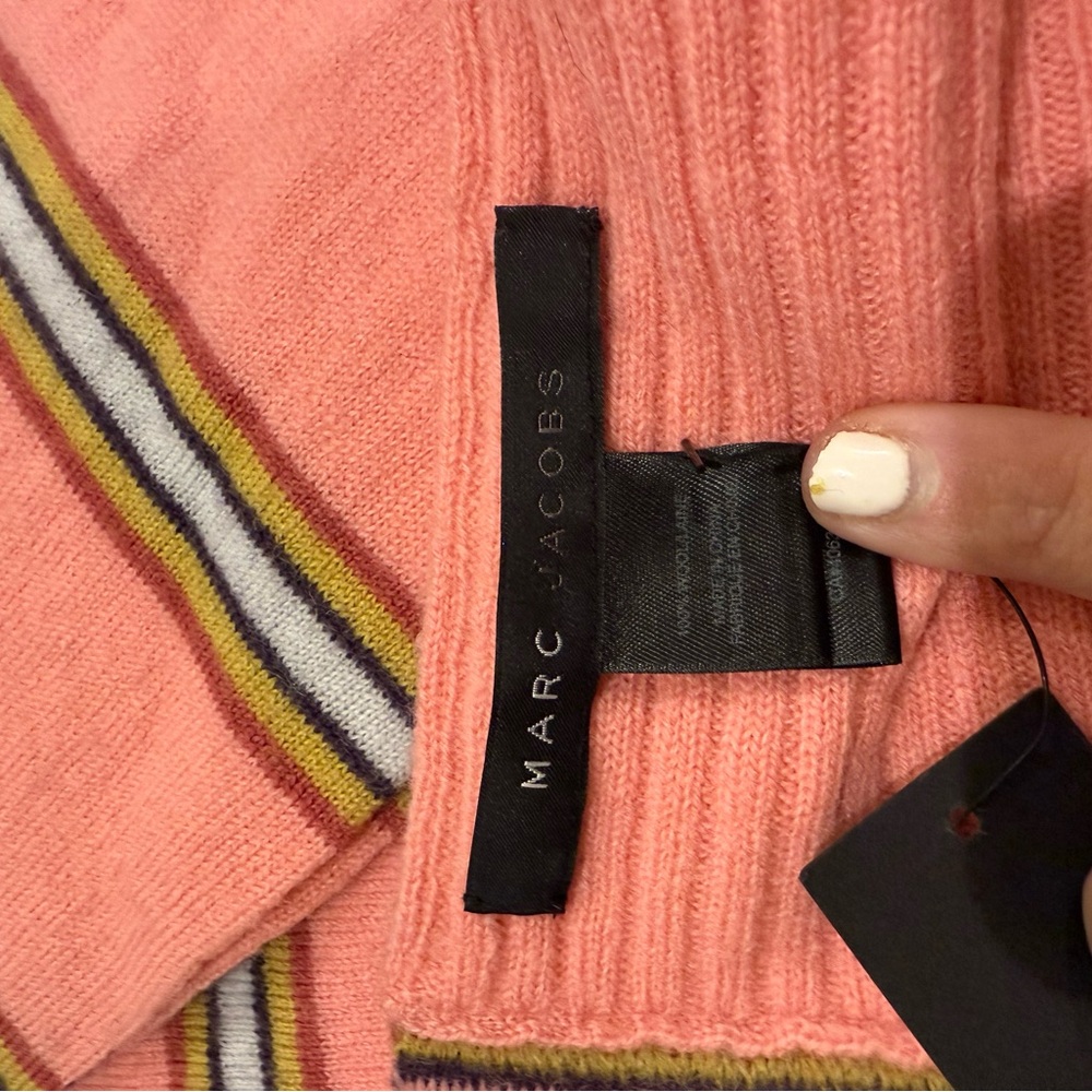 Marc Jacobs Striped Pink scarf with bow NWT 100 percent wool/laine host pick - Picture 6 of 10